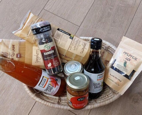 15-Würze, Chilli, Soja, Pfeffer und Spaghetti